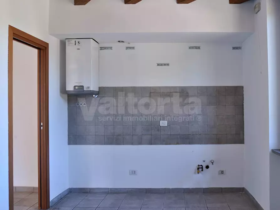 Immagine 3 di Appartamento in affitto  in Via Cesare Battisti 1 a Albiate