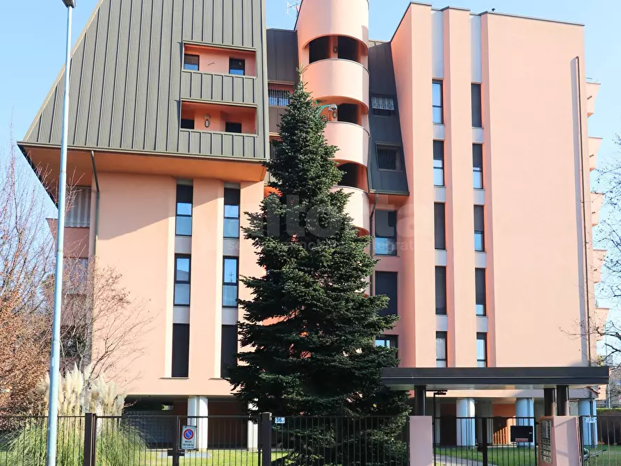 Immagine 15 di Appartamento in affitto  in via Lombardia 36 a Lissone