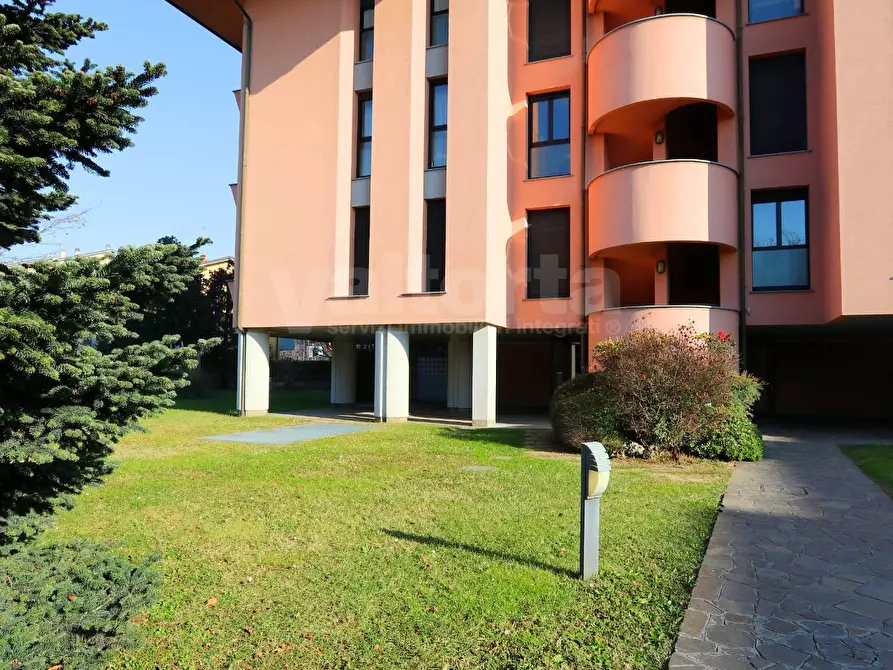 Immagine 14 di Appartamento in affitto  in via Lombardia 36 a Lissone