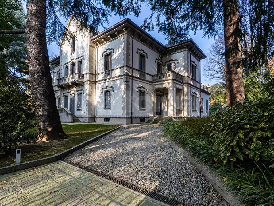 Immagine 1 di Appartamento in affitto  in Viale Cesare Battisti 6 a Monza