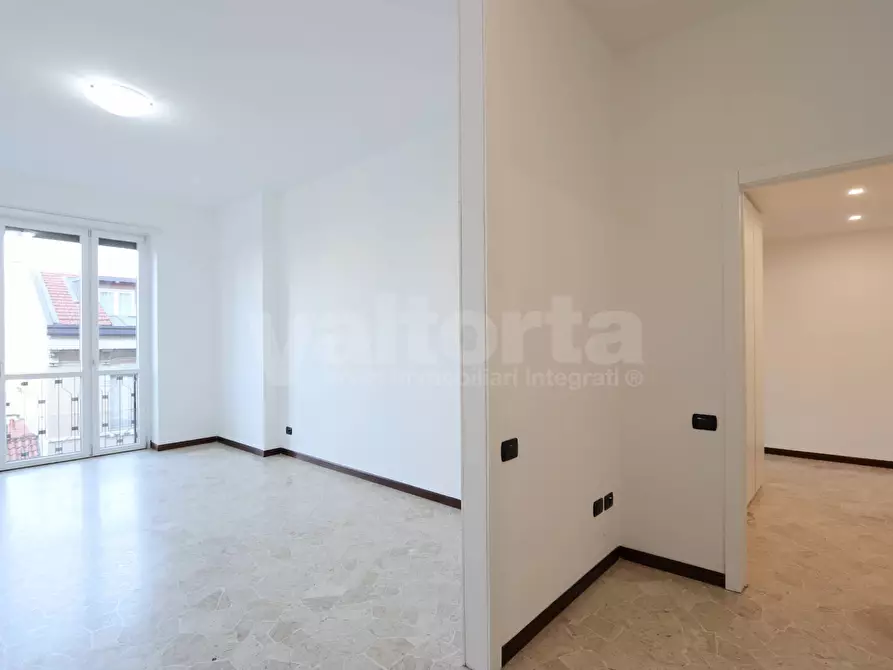 Immagine 4 di Appartamento in affitto  in via Padre Reginaldo Giuliani 10 a Monza