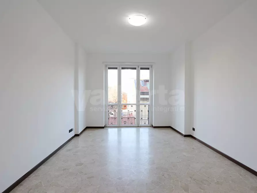 Immagine 3 di Appartamento in affitto  in via Padre Reginaldo Giuliani 10 a Monza