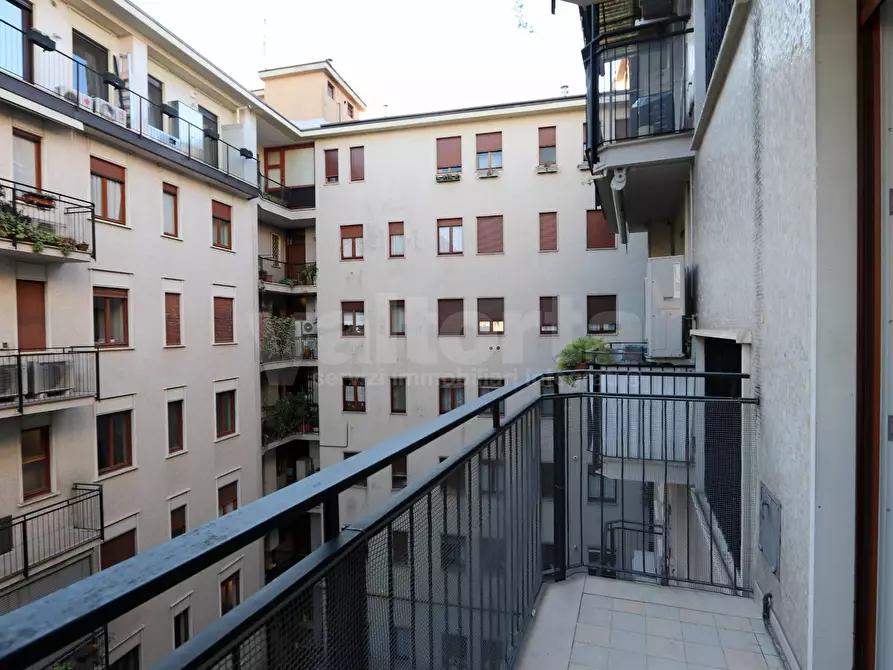 Immagine 17 di Appartamento in affitto  in via Padre Reginaldo Giuliani 10 a Monza