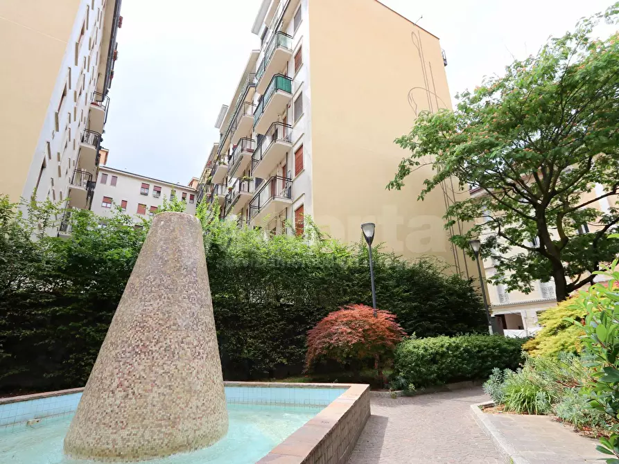 Immagine 1 di Appartamento in affitto  in via Padre Reginaldo Giuliani 10 a Monza