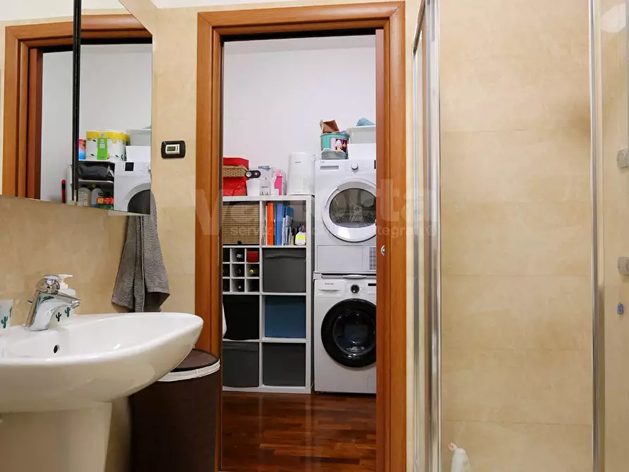 Immagine 12 di Appartamento in affitto  in via Pacinotti 5 a Monza