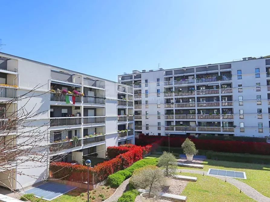 Immagine 13 di Appartamento in affitto  in via Pacinotti 5 a Monza