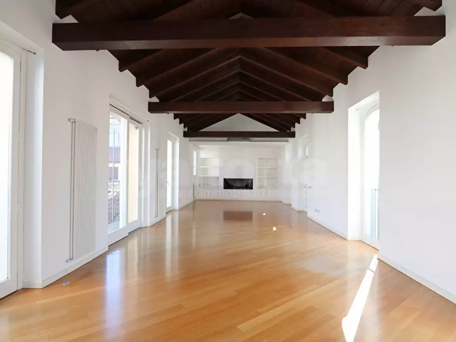 Immagine 1 di Appartamento in affitto  in Vicolo Lambretto 1 a Monza