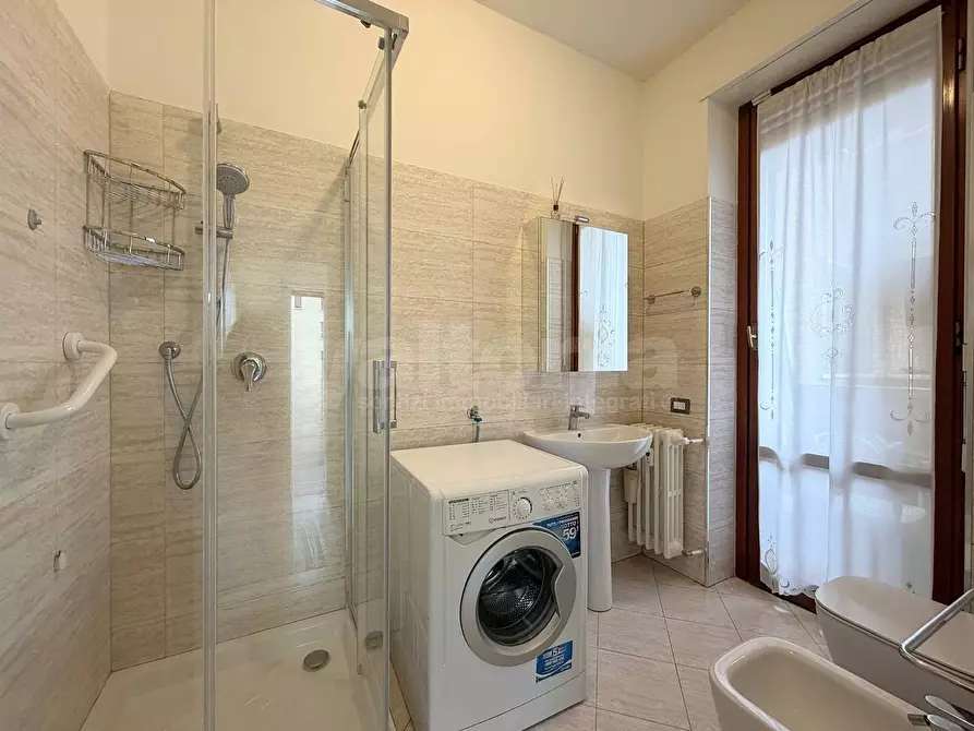 Immagine 18 di Appartamento in affitto  in via Paganini 34 a Monza