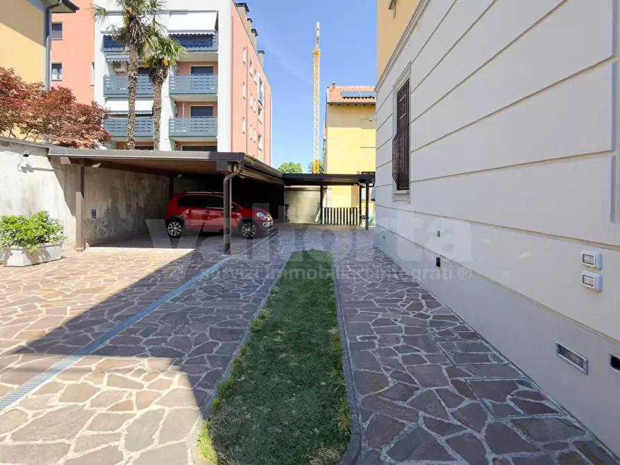 Immagine 17 di Appartamento in affitto  in Via Isonzo 7 a Monza