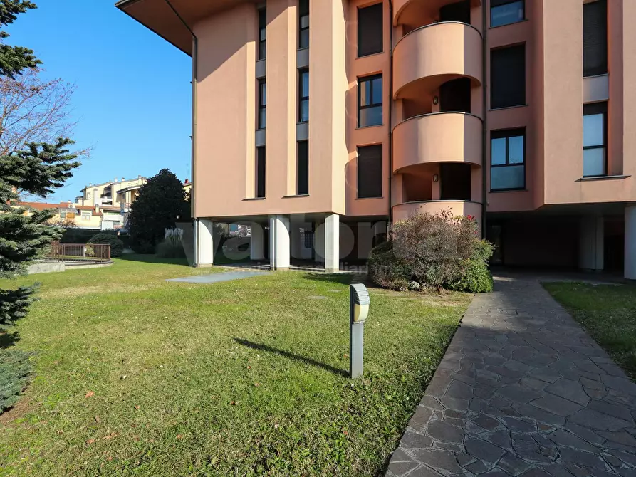 Immagine 20 di Appartamento in affitto  in via Lombardia 36 a Lissone