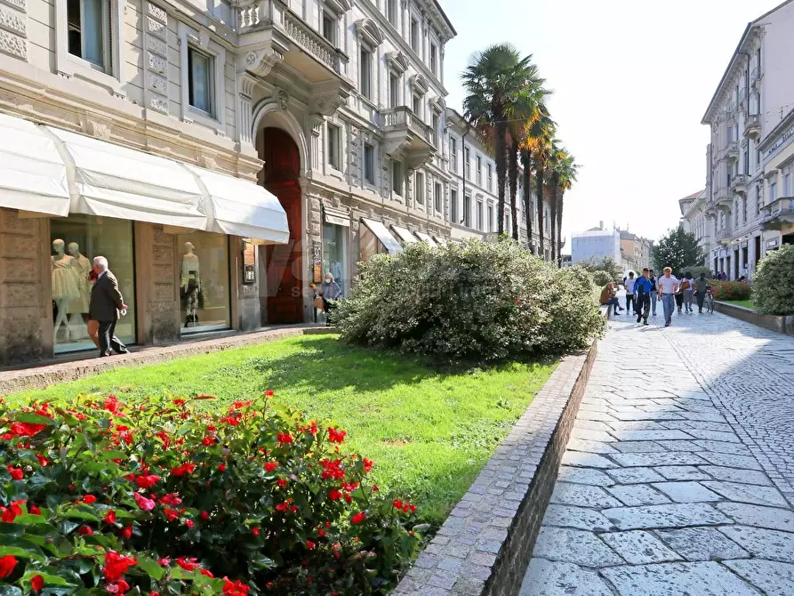 Immagine 6 di Ufficio in affitto  in Via Italia 39 a Monza