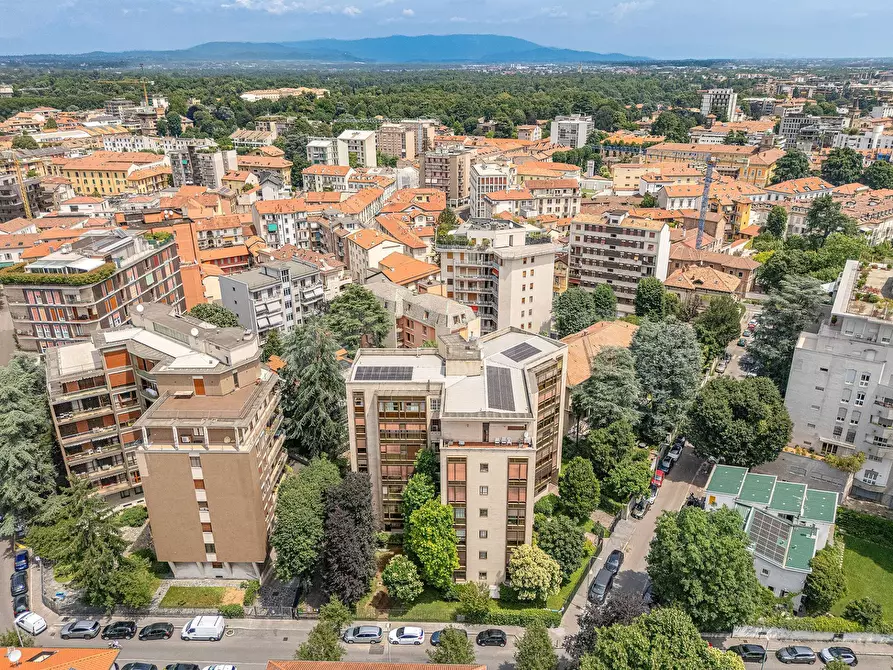 Immagine 19 di Appartamento in vendita  in via Spreafico 10 a Monza