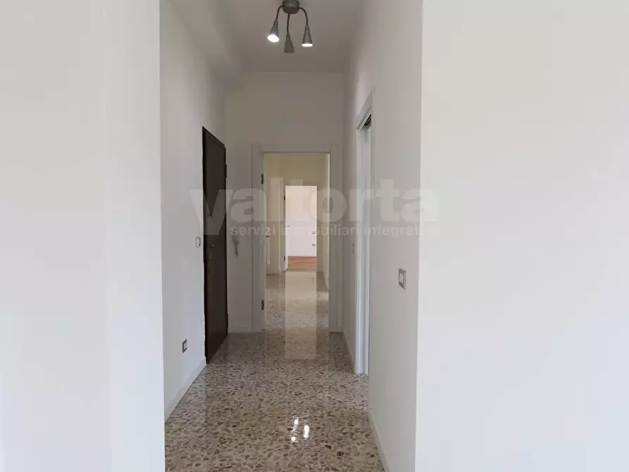 Immagine 14 di Appartamento in affitto  in viale Repubblica 76 a Lissone