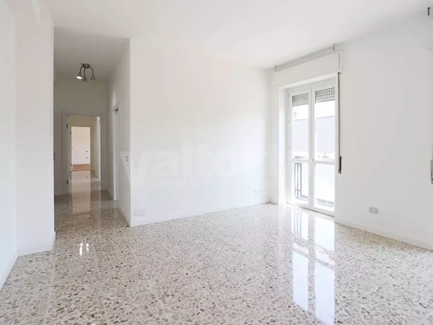 Immagine 2 di Appartamento in affitto  in viale Repubblica 76 a Lissone