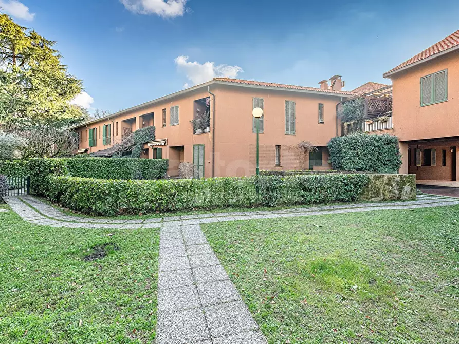 Immagine 1 di Appartamento in affitto  in Viale Cesare Battisti 66 a Monza