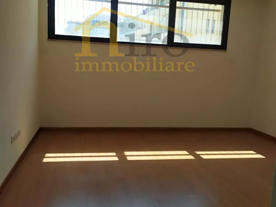 Immagine 4 di Ufficio in affitto  in Piazza Della Marina a Pescara