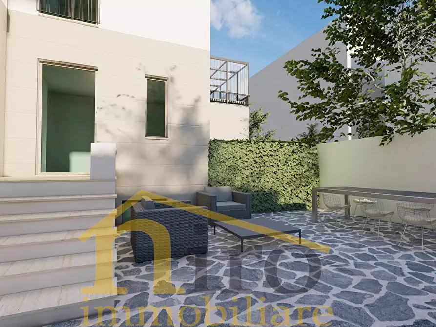 Immagine 8 di Villa in vendita  in Viale Luisa D'annunzio a Pescara