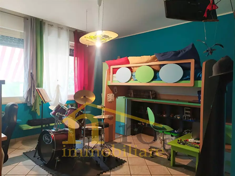 Immagine 14 di Appartamento in vendita  in via Leonardo Petruzzi a Città Sant'angelo