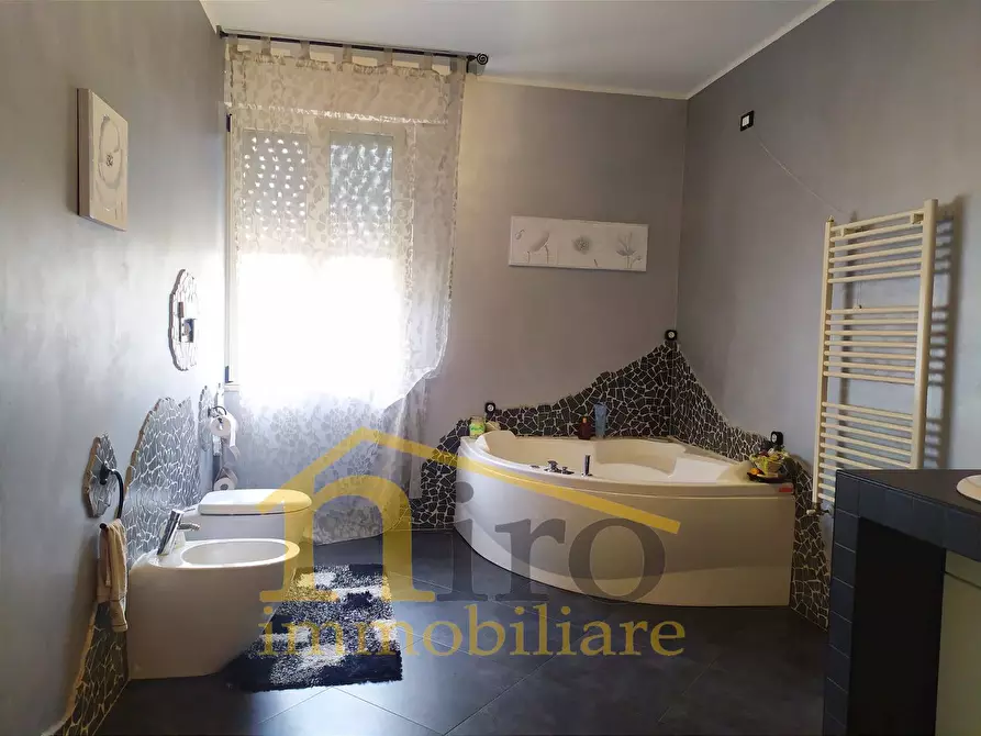 Immagine 15 di Appartamento in vendita  in via Leonardo Petruzzi a Città Sant'angelo