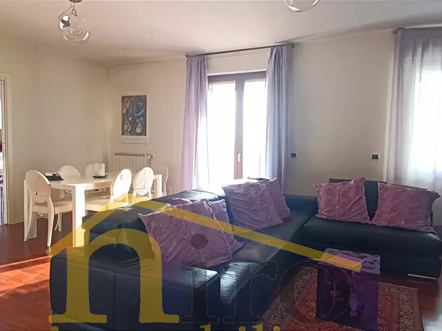 Immagine 1 di Appartamento in vendita  in Via Giuseppe Misticoni a Pescara