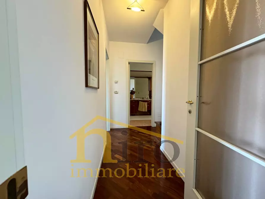 Immagine 9 di Appartamento in vendita  a Chieti