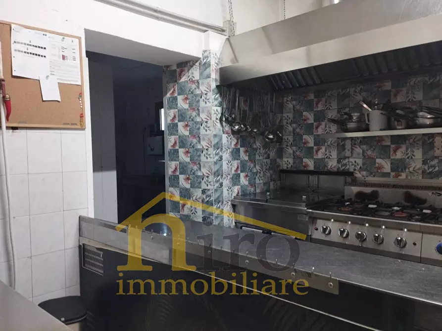 Immagine 35 di Attività commerciale in vendita  in via Giuseppe Garibaldi 274 a Silvi