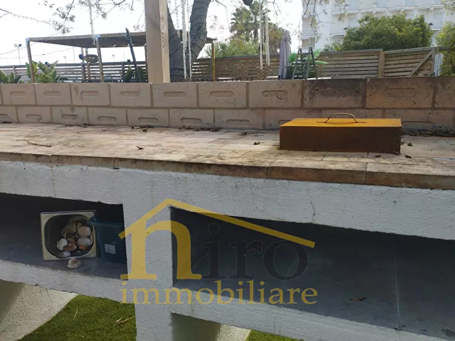 Immagine 42 di Attività commerciale in vendita  in via Giuseppe Garibaldi 274 a Silvi