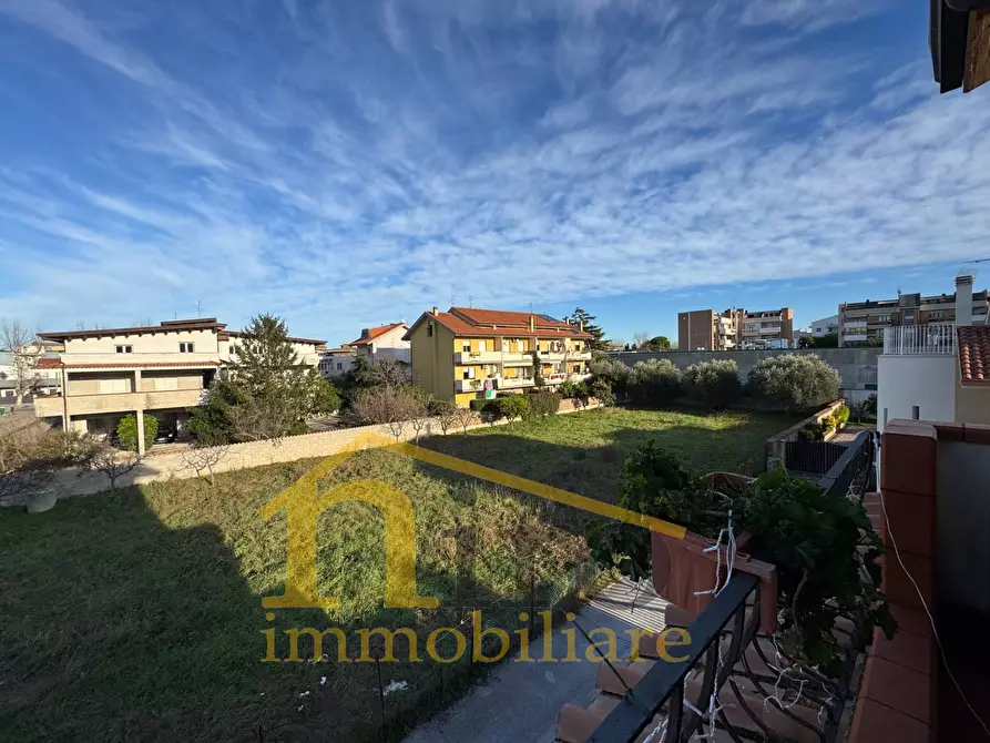 Immagine 53 di Villa in vendita  in Via San Paolo 23/G a Francavilla Al Mare