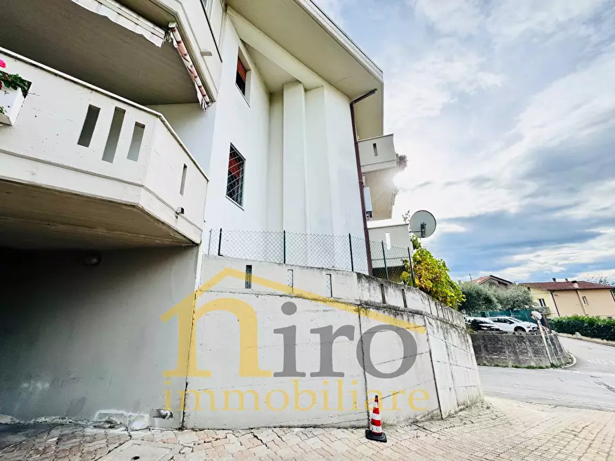 Immagine 8 di Appartamento in vendita  in Strada Pandolfi 5 a Pescara