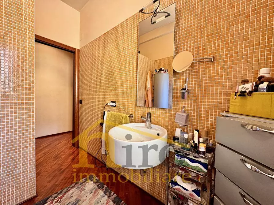 Immagine 41 di Attico in vendita  in Via Raffaele Malagrida 57 a Pescara