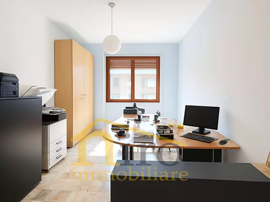 Immagine 10 di Appartamento in vendita  in Via L'aquila 44 a Pescara