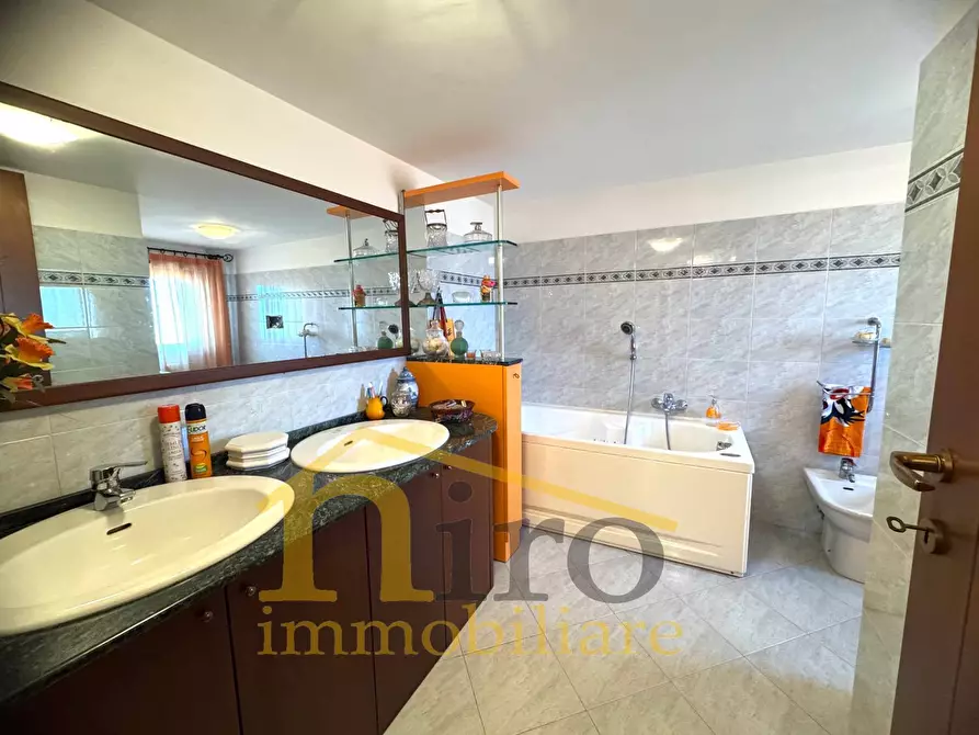 Immagine 41 di Appartamento in vendita  in Contrada Santo Stefano a Silvi