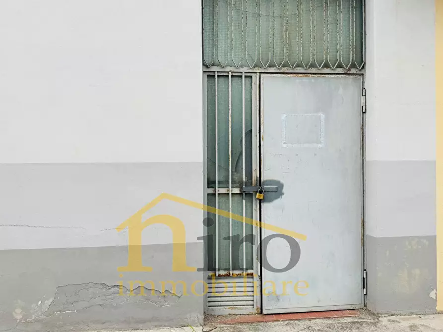 Immagine 2 di Locale commerciale in affitto  in Viale Europa 86 a Spoltore