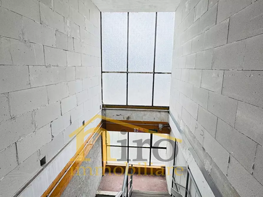 Immagine 7 di Locale commerciale in affitto  in Viale Europa 86 a Spoltore