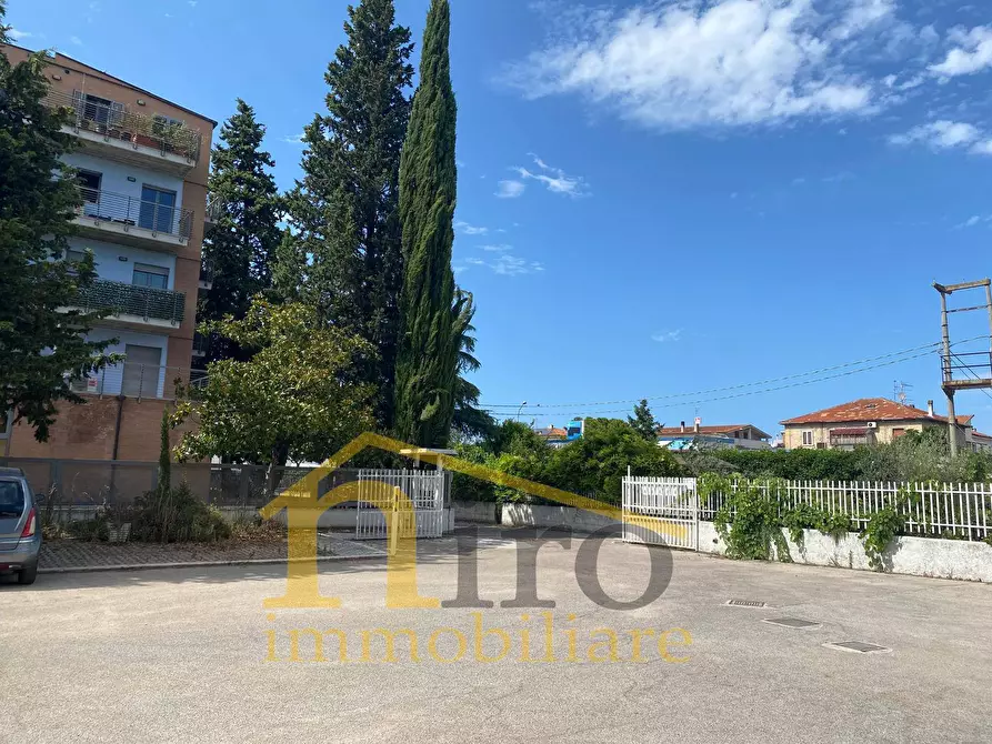 Immagine 2 di Appartamento in vendita  in via Camillo Benso Conte di Cavour a San Giovanni Teatino