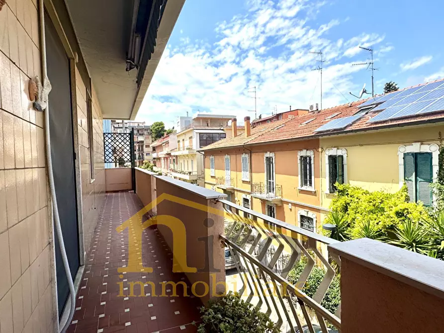 Immagine 29 di Appartamento in vendita  in Viale Regina Margherita 91 a Pescara