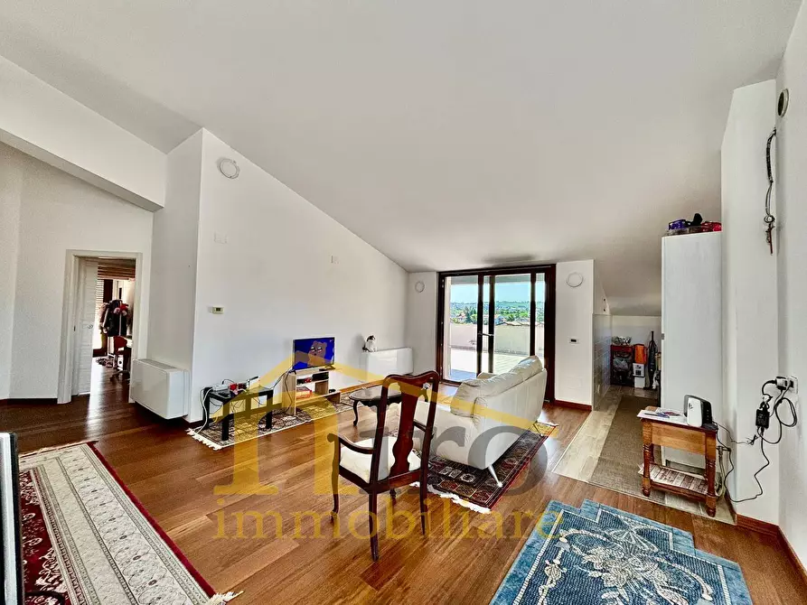 Immagine 3 di Attico in vendita  in Contrada Cerreto 545 a Miglianico