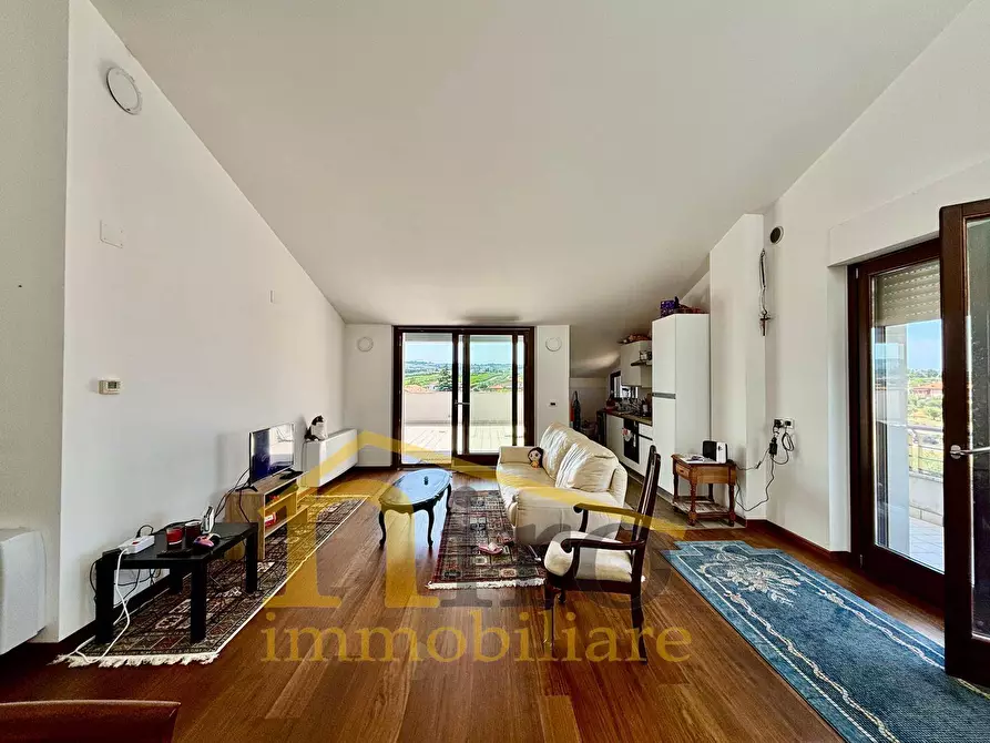 Immagine 4 di Attico in vendita  in Contrada Cerreto 545 a Miglianico