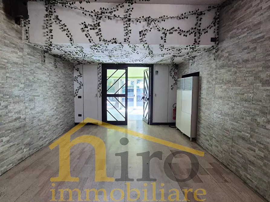 Immagine 9 di Locale commerciale in affitto  in Viale Nettuno 99 a Francavilla Al Mare