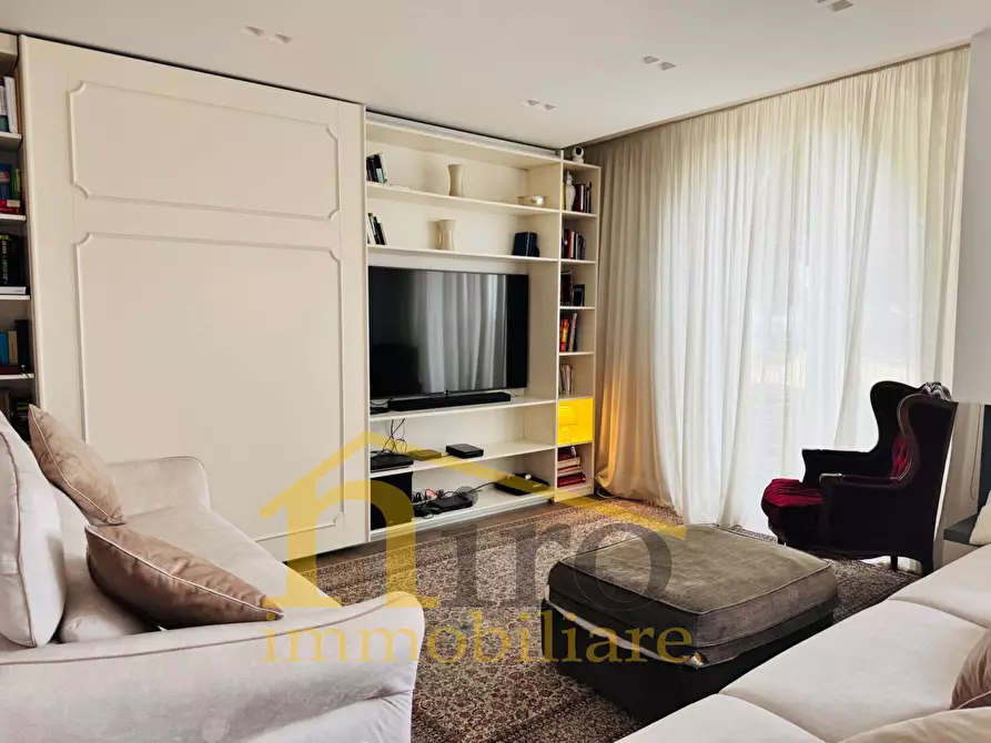 Immagine 8 di Appartamento in vendita  in Strada Zanni 30 a Pescara