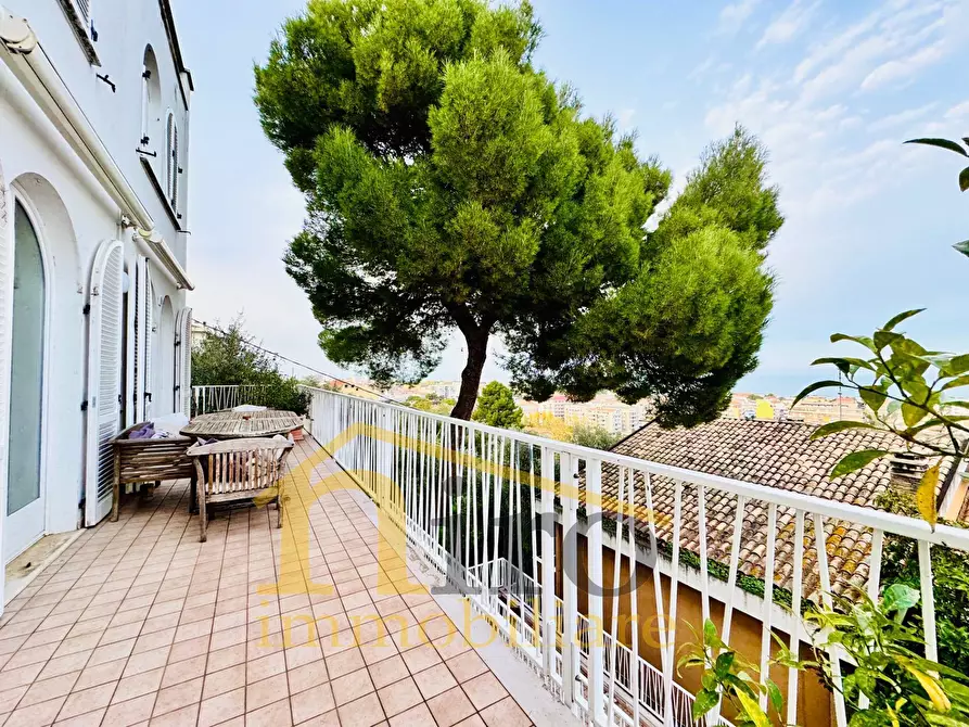 Immagine 15 di Appartamento in vendita  in Strada Zanni 30 a Pescara