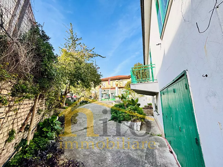 Immagine 8 di Casa indipendente in vendita  in via dante alighieri 110 a Cepagatti