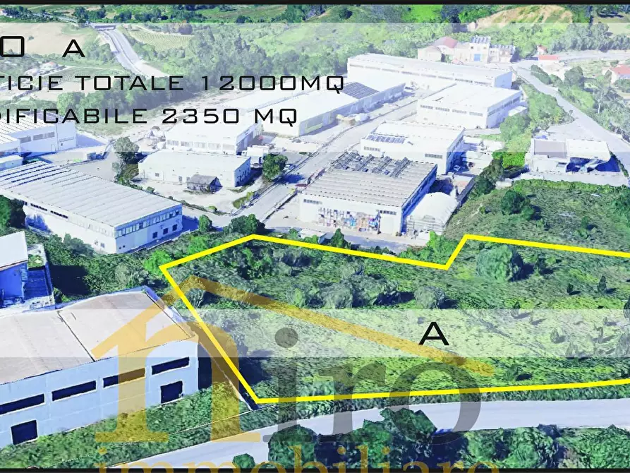 Immagine 2 di Terreno residenziale in vendita  in via tratturo a Spoltore