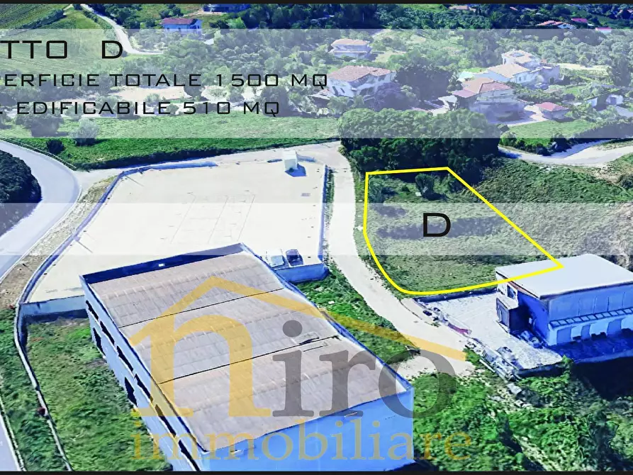 Immagine 5 di Terreno residenziale in vendita  in via tratturo a Spoltore