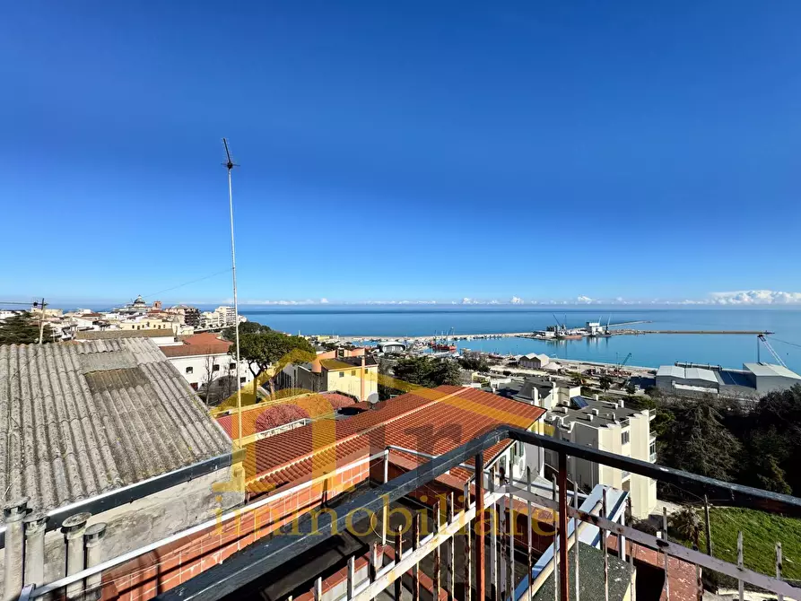 Immagine 36 di Attico in vendita  in Via Santa Brigida 12 a Ortona