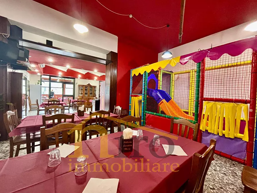 Immagine 1 di Attività commerciale in vendita  in Via Marinelli a Montesilvano