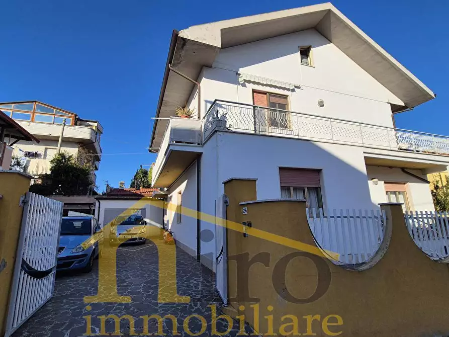 Immagine 4 di Casa indipendente in vendita  in Via Salita Facciolini 26 a Pescara