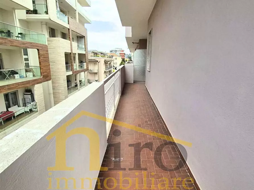 Immagine 15 di Appartamento in vendita  in Via Italica 49 a Pescara