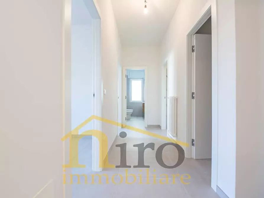 Immagine 12 di Appartamento in vendita  in Via Italica 49 a Pescara