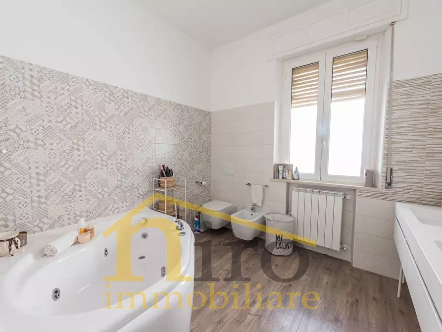 Immagine 21 di Appartamento in vendita  in Via Luigi Anelli 54 a Pescara